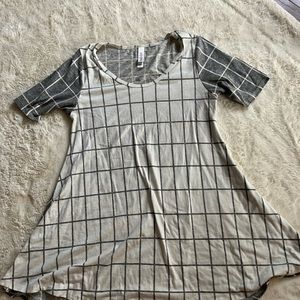 lularoe cream and grey top